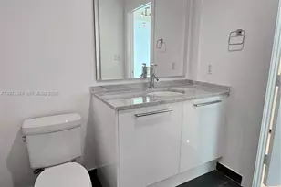 900 Biscayne Blvd, Miami, FL 33132 - Photo 21
