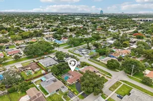 1812 N 45th Ave, Hollywood, FL 33021 - Photo 29