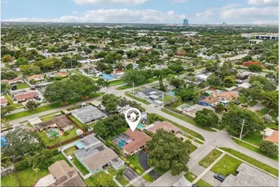 1812 N 45th Ave, Hollywood, FL 33021 - Photo 35