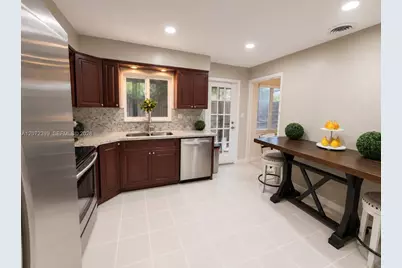 1812 N 45th Ave, Hollywood, FL 33021 - Photo 5