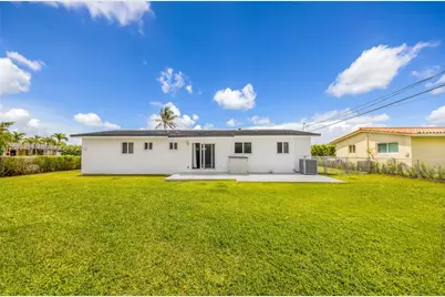 8801 SW 17th St, Miami, FL 33165 - Photo 29