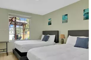 1031 SW 3rd St, Hallandale Beach, FL 33009 - Photo 5