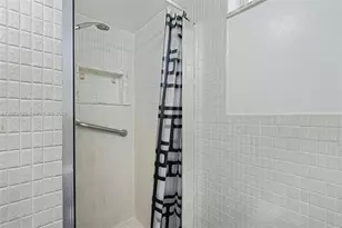 2903 Point E Dr, Aventura, FL 33160 - Photo 19