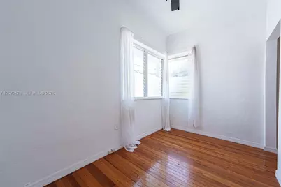 1351 Meridian Ave #10, Miami Beach, FL 33139 - Photo 13