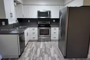 220 SW 80th Ave, Miami, FL 33144 - Photo 3