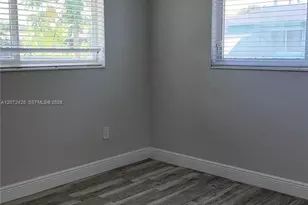 220 SW 80th Ave, Miami, FL 33144 - Photo 9