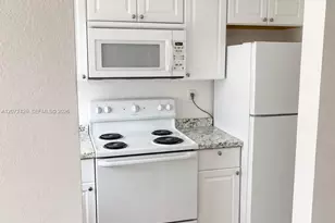 8308 NW 2nd Ave, Miami, FL 33150 - Photo 9