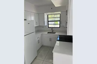 505 NE 142nd St #A, North Miami, FL 33161 - Photo 5