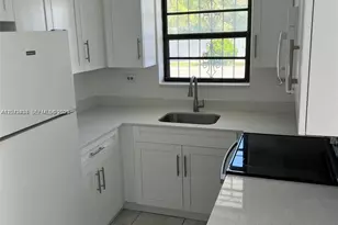 505 NE 142nd St, North Miami, FL 33161 - Photo 5