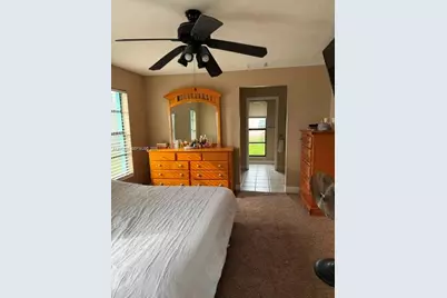 322 SE 46 Lane, Cape Coral, FL 33904 - Photo 9