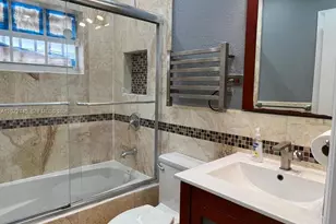 6978 W 25th Ave, Hialeah, FL 33016 - Photo 13