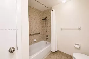 2001 SW 87th Ave, North Lauderdale, FL 33068 - Photo 21