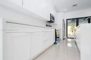 11130 SW 143rd Pl, Miami, FL 33186 - Photo 9