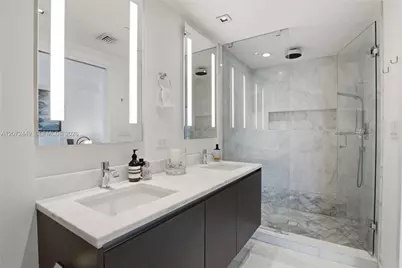 1451 Brickell Ave #2501, Miami, FL 33131 - Photo 13