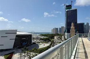 888 Biscayne Blvd, Miami, FL 33132 - Photo 25