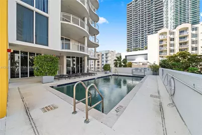 444 NE 30th St #702, Miami, FL 33137 - Photo 19