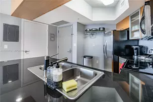 1750 N Bayshore Dr, Miami, FL 33132 - Photo 9