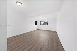 1014 W 66th St, Hialeah, FL 33012 - Photo 5