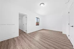 1014 W 66th St, Hialeah, FL 33012 - Photo 9