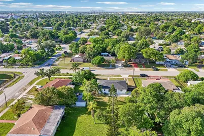 521 NW 189th Ter, Miami Gardens, FL 33169 - Photo 55