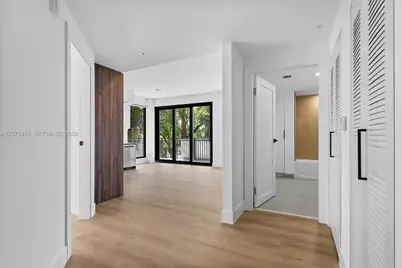 2479 NE 192nd St #105, Miami, FL 33180 - Photo 5
