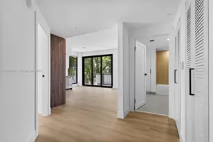 2479 NE 192 St, Miami, FL 33180 - Photo 5