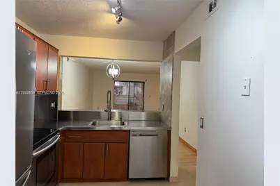 20800 NE 8th Ct #206-17, Miami, FL 33179 - Photo 11