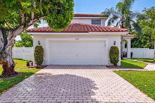 18253 SW 5th St, Pembroke Pines, FL 33029 - Photo 3