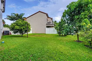 18253 SW 5th St, Pembroke Pines, FL 33029 - Photo 41