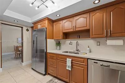 4250 Galt Ocean Dr #1L, Fort Lauderdale, FL 33308 - Photo 9