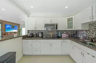 14800 Buchanan St, Miami, FL 33176 - Photo 11
