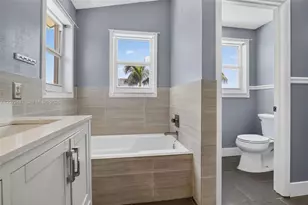 19156 NW 24th Ct, Pembroke Pines, FL 33029 - Photo 21