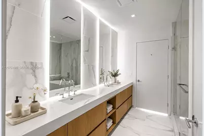 1400 Biscayne Blvd #4206, Miami, FL 33132 - Photo 5