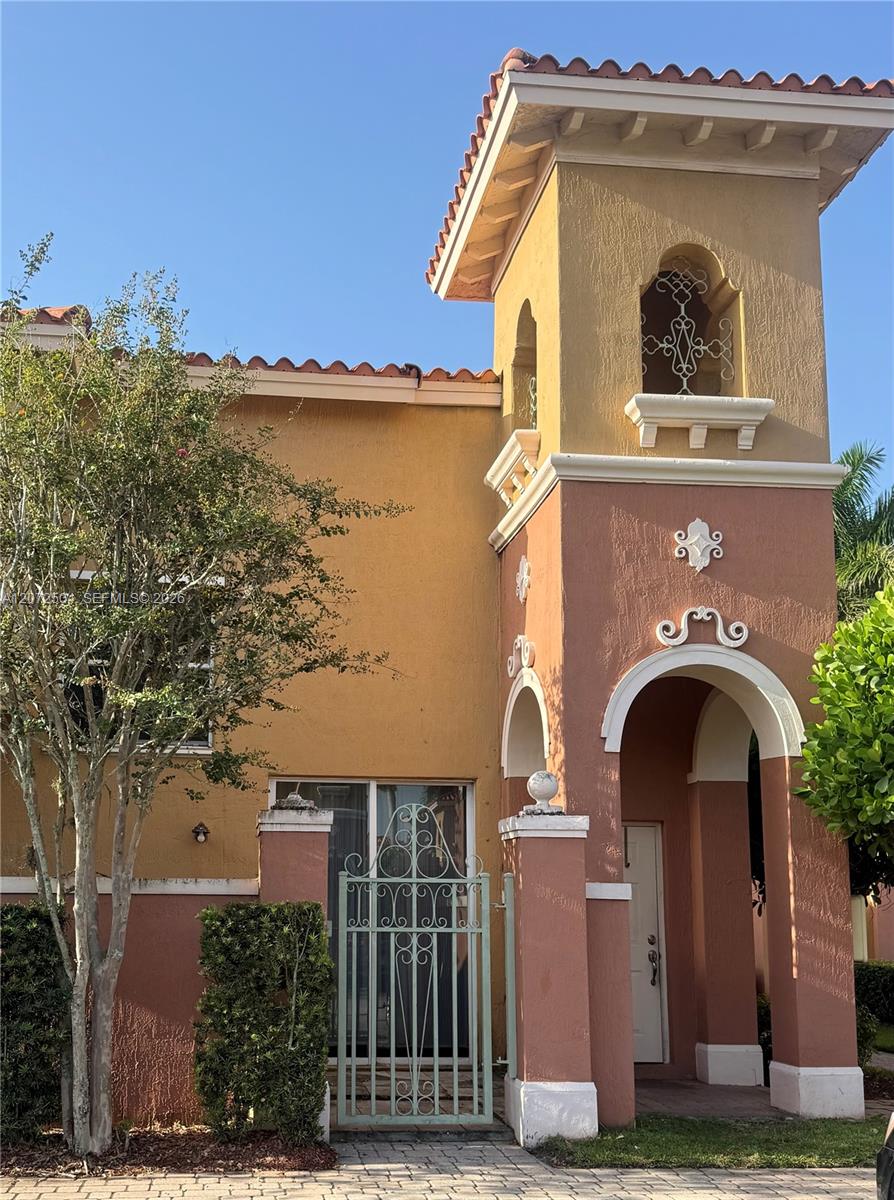 700 SW 106th Ave #2007 - 700 SW 106th Ave #2007, Pembroke Pines, FL 33025 Luxury Property | Jose Angel Pina