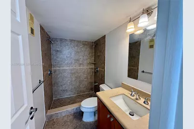 770 Claughton Island Dr #2016, Miami, FL 33131 - Photo 11