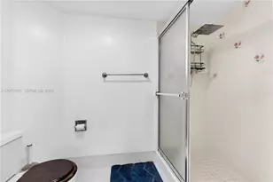 1651 SW 127th Ave, Pembroke Pines, FL 33027 - Photo 23