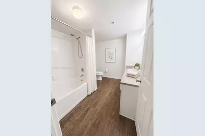 11600 SW 2nd St #18108, Pembroke Pines, FL 33025 - Photo 7
