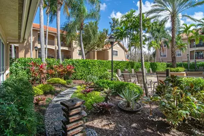 11600 SW 2nd St #18108, Pembroke Pines, FL 33025 - Photo 33