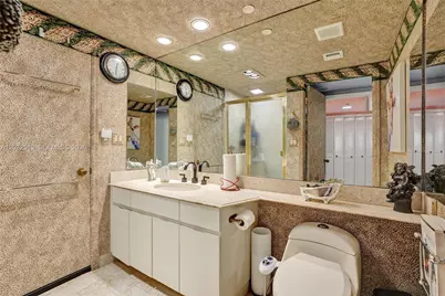 11113 Biscayne Blvd #1156, Miami, FL 33181 - Photo 7