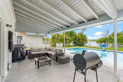 9240 NW 12th Ave #0, Miami, FL 33150 - Photo 29