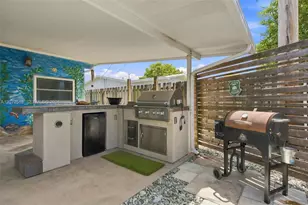 7640 NW 8th St, Pembroke Pines, FL 33024 - Photo 19