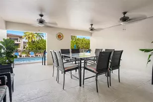 6815 Edgewater Dr, Coral Gables, FL 33133 - Photo 21