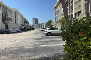 701 Three Islands Boulevard, Hallandale Beach, FL 33009 - Photo 31