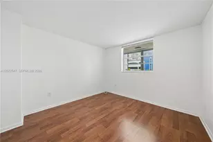5055 NW 7th St, Miami, FL 33126 - Photo 13