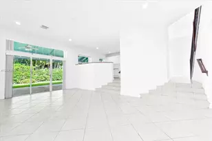 10853 NW 71st St, Doral, FL 33178 - Photo 19