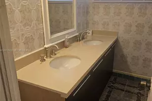 331 NW 195th Terrace, Miami Gardens, FL 33169 - Photo 19