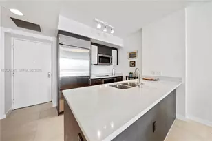 55 SE 6th St, Miami, FL 33131 - Photo 1