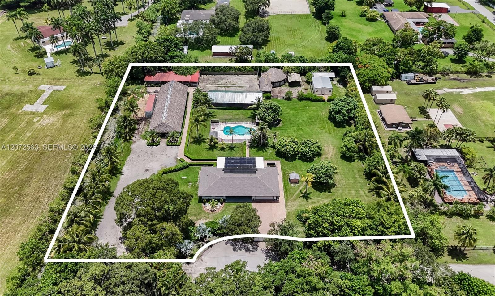 18200 SW 48th St - 18200 SW 48th St, Southwest Ranches, FL 33331 Luxury Property | Jose Angel Pina