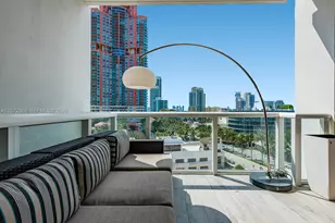 50 South Pointe Dr, Miami Beach, FL 33139 - Photo 25
