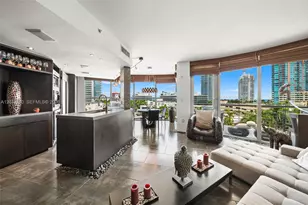 110 Washington Ave, Miami Beach, FL 33139 - Photo 1